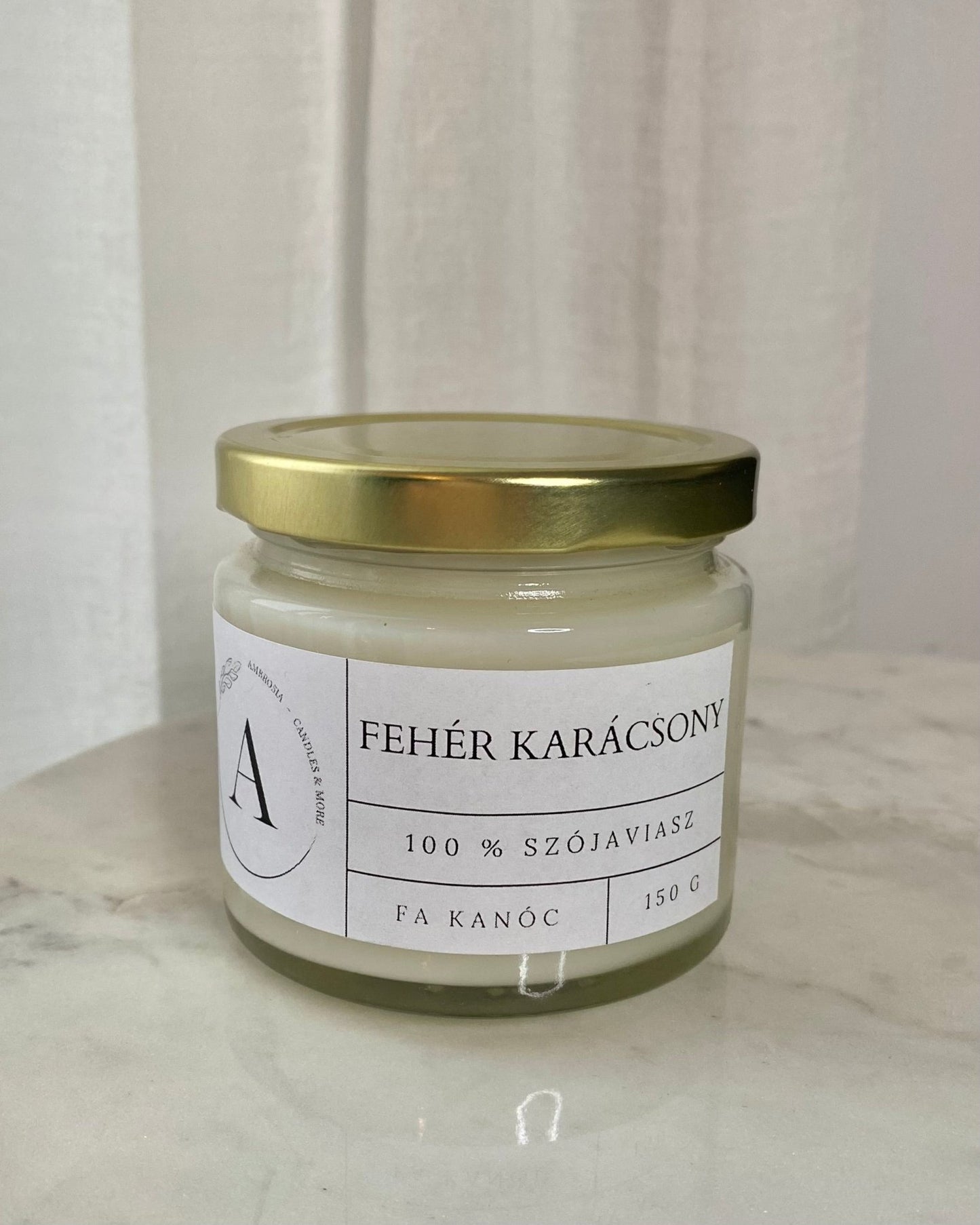 Fehér karácsony illatgyertya fa kanóccal - AMBROSIA Candles & More