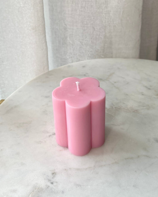 Babarózsaszín kis virág gyertya - AMBROSIA Candles & More