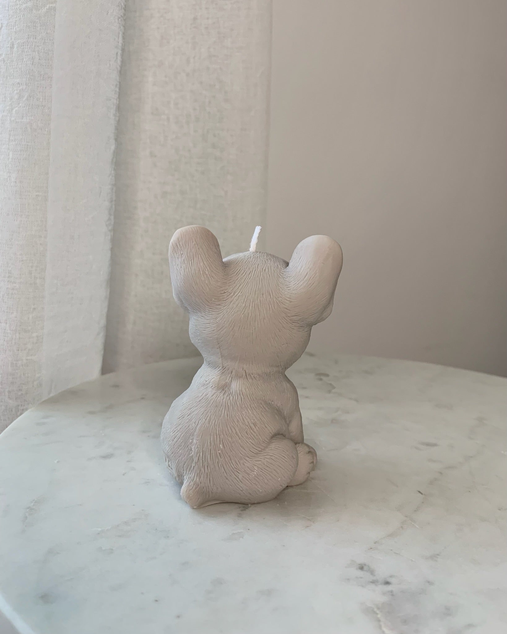 Bézs francia buldog gyertya - AMBROSIA Candles & More