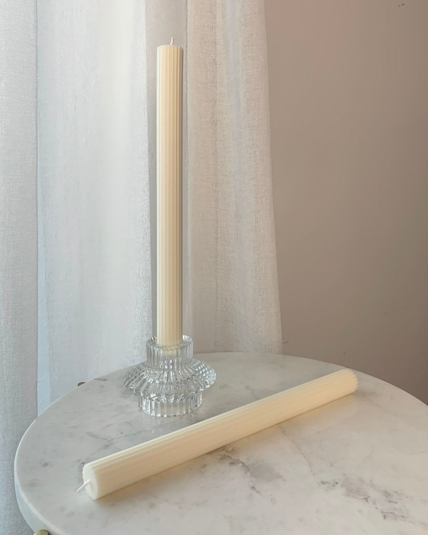 Bordázott hosszú gyertyák szettben - AMBROSIA Candles & More