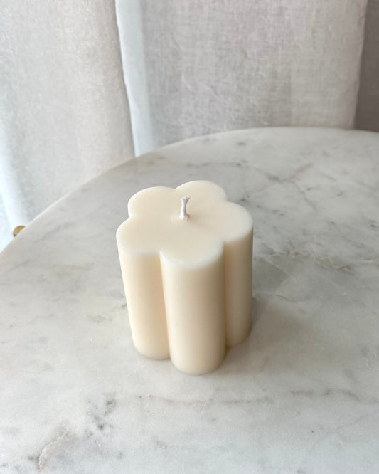 Kis virág gyertya - AMBROSIA Candles & More