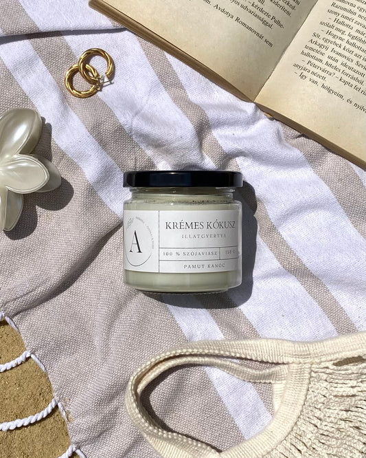Krémes kókusz illatgyertya pamut kanóccal - AMBROSIA Candles & More