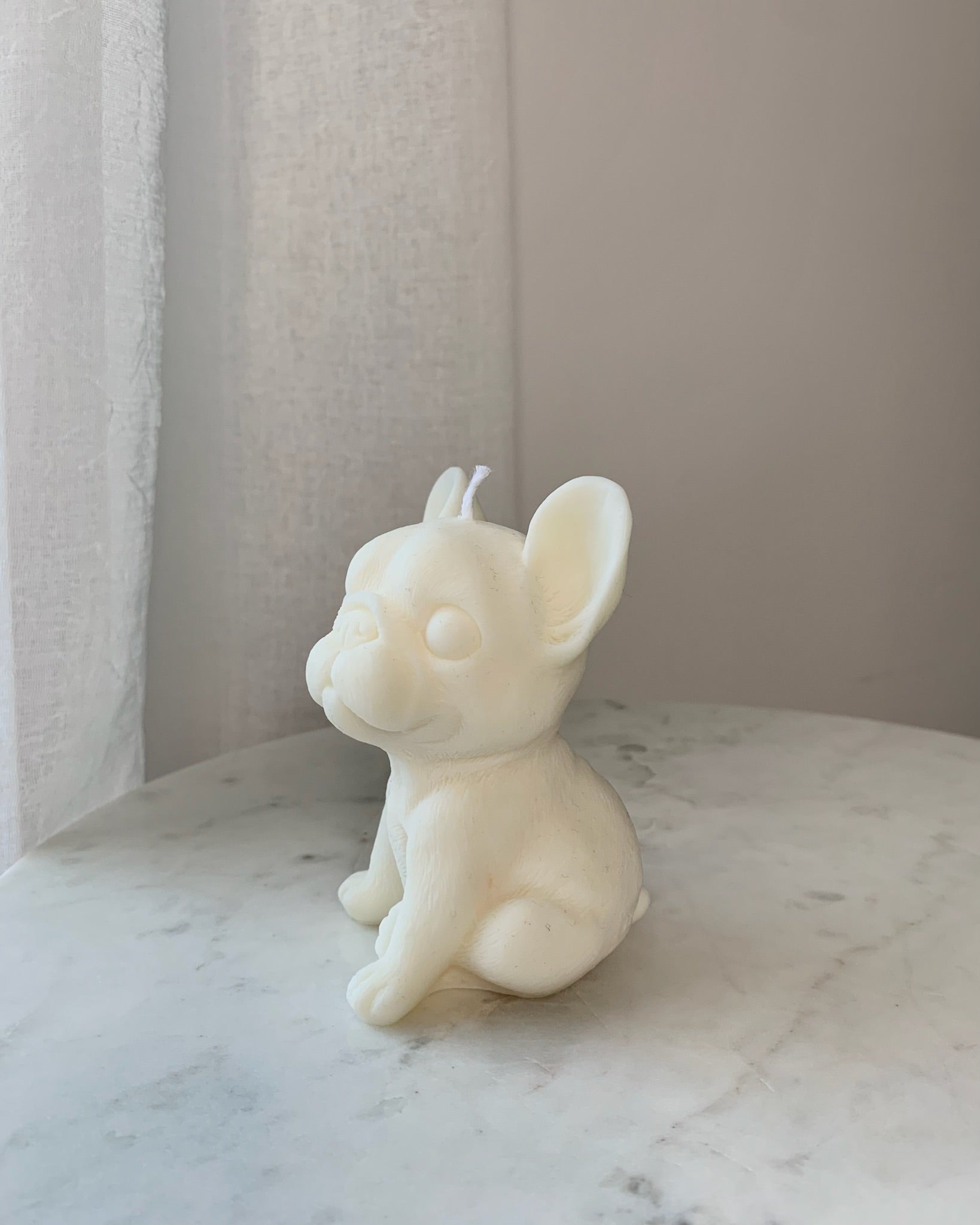 Natúr francia buldog gyertya - AMBROSIA Candles & More