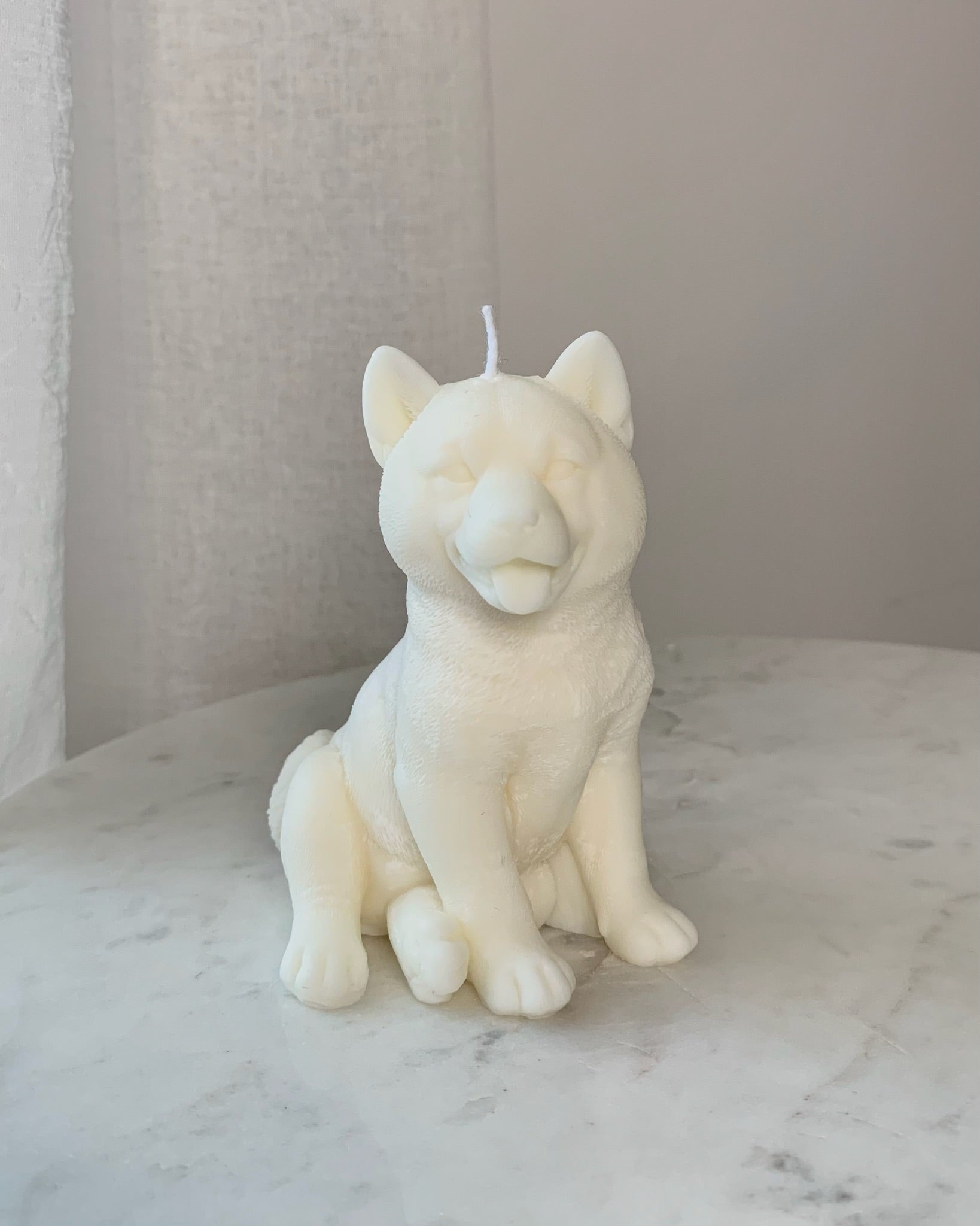 Shiba inu gyertya - AMBROSIA Candles & More