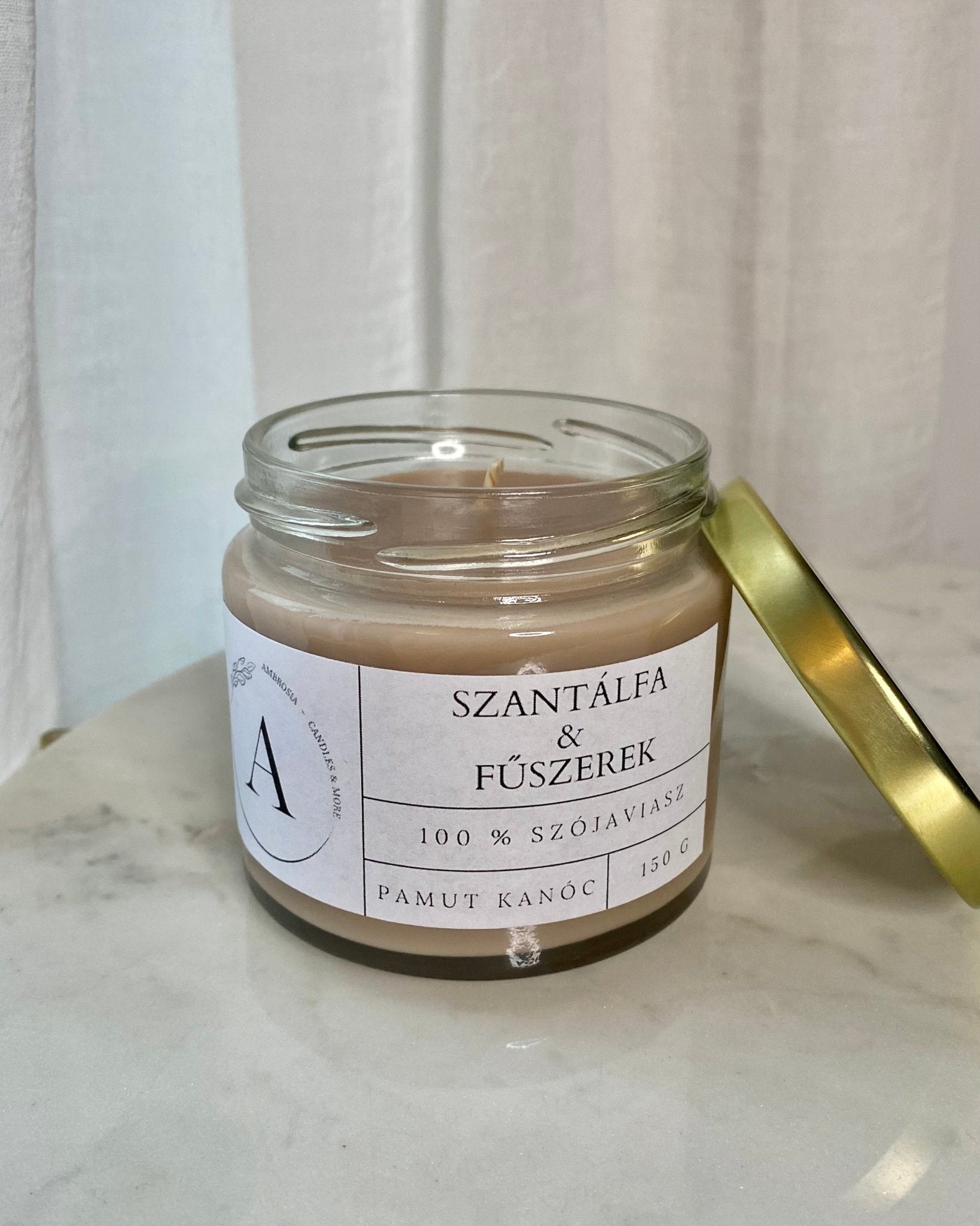 Szantálfa és fűszerek illatgyertya pamut kanóccal - AMBROSIA Candles & More