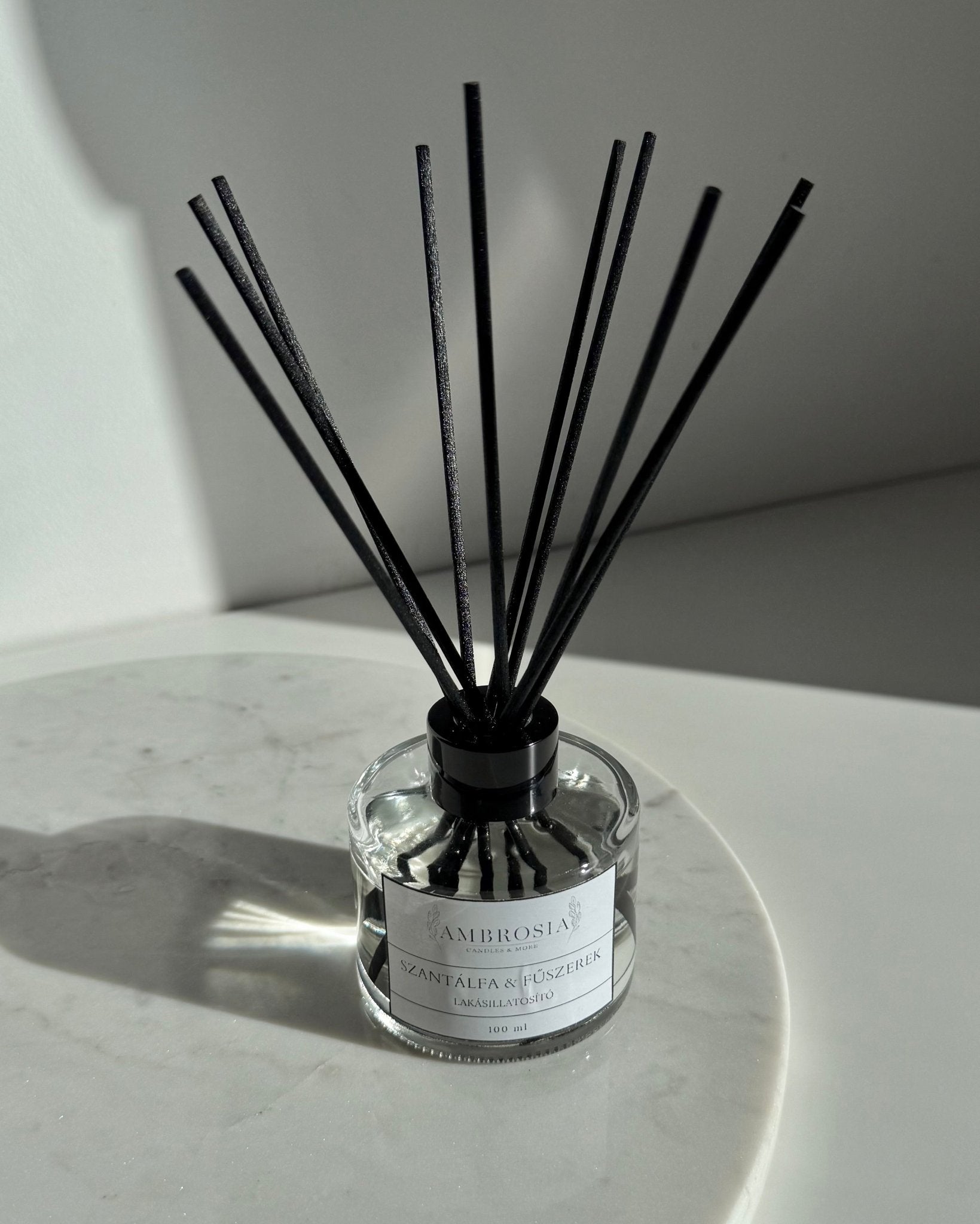 Szantálfa & fűszerek lakásillatosító - AMBROSIA Candles & More